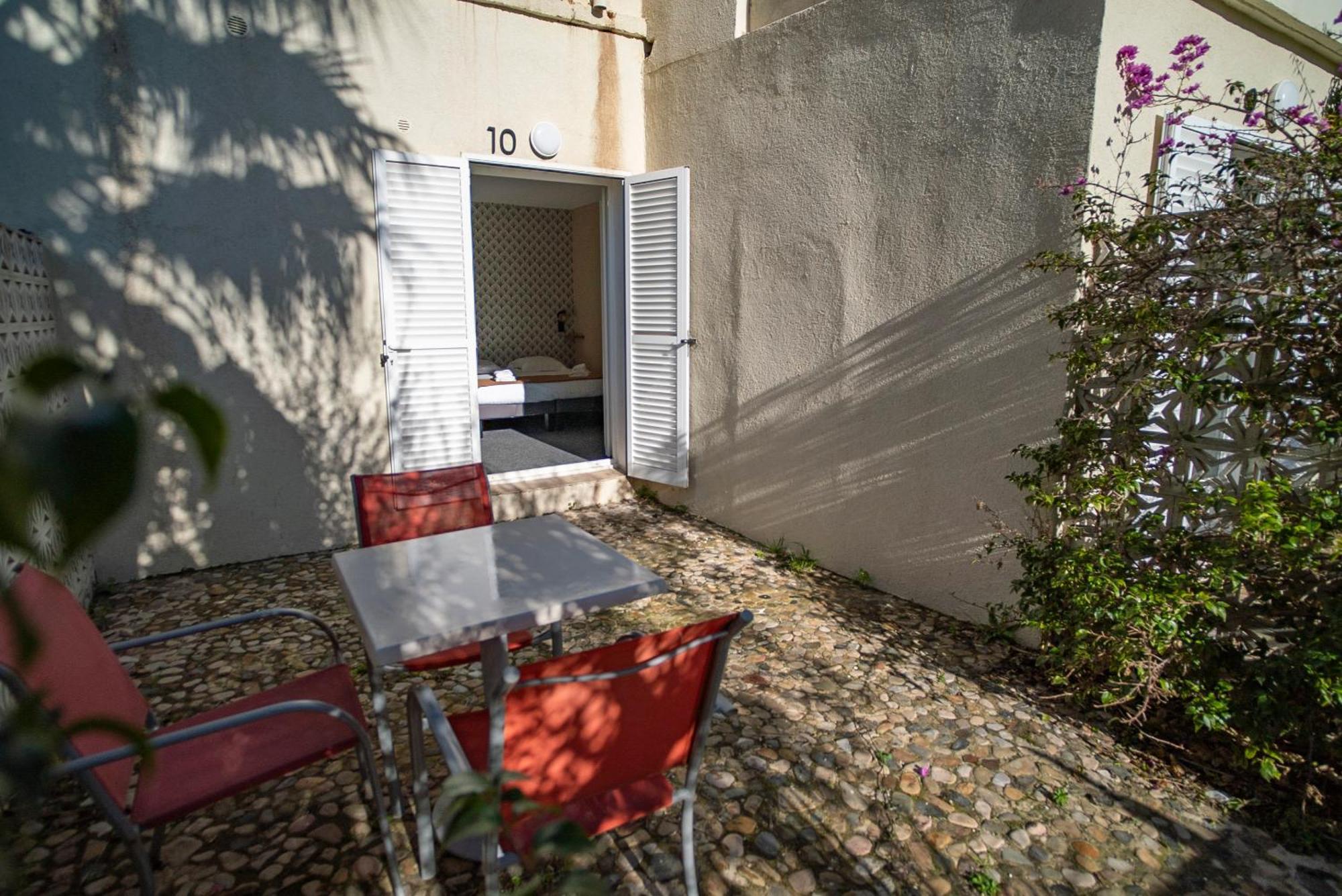 Hotel De La Mer Hyères Dış mekan fotoğraf