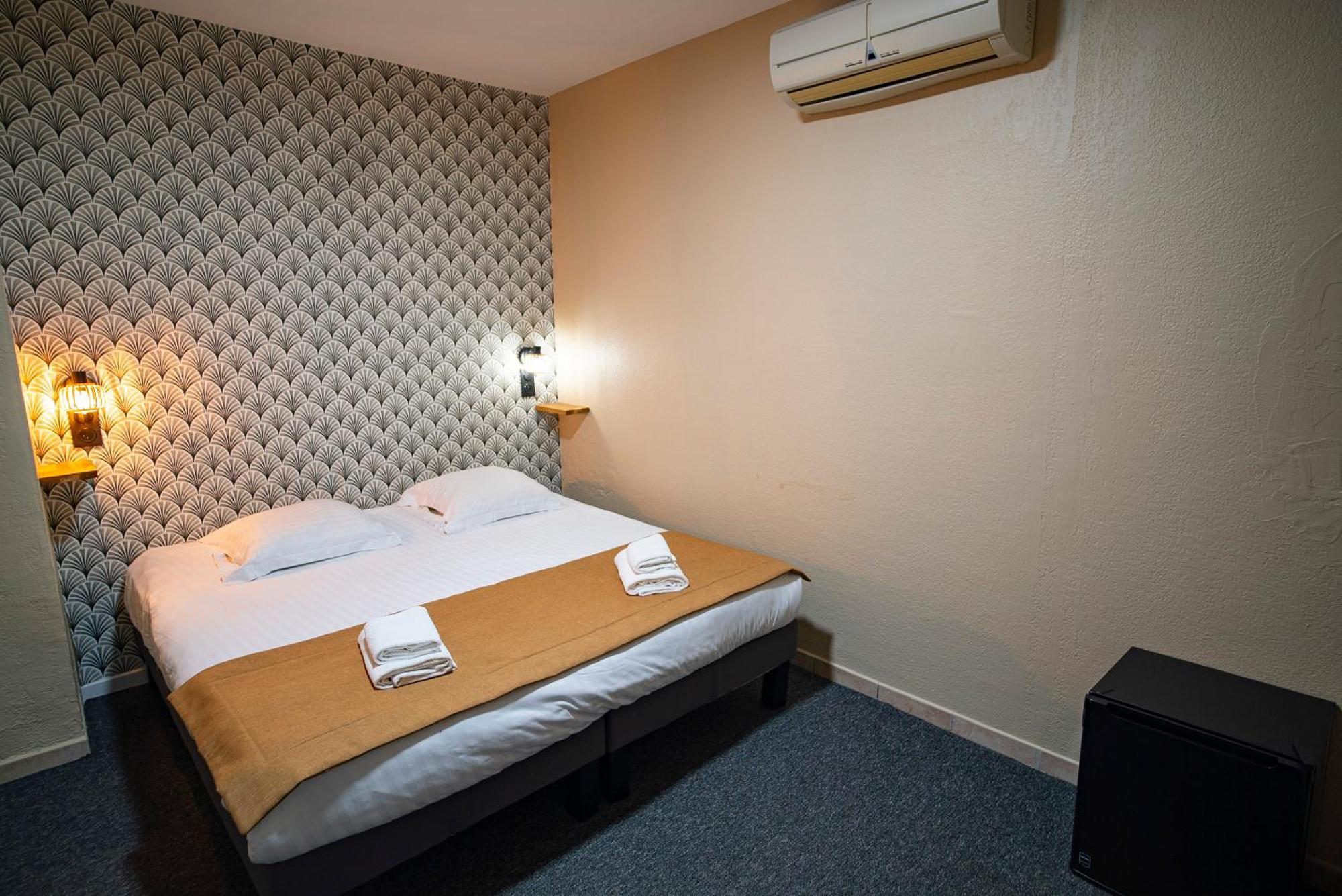 Hotel De La Mer Hyères Dış mekan fotoğraf